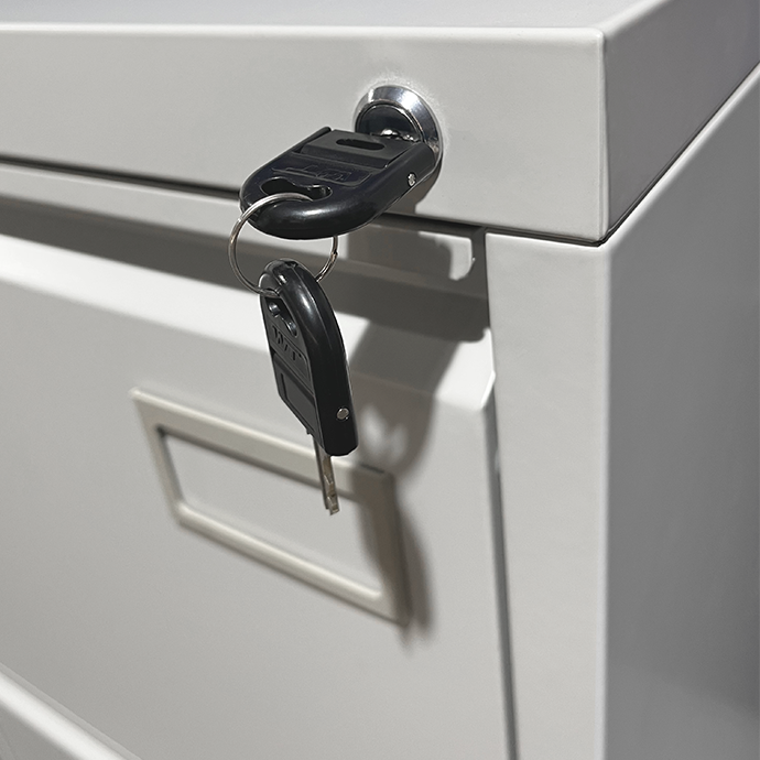 Nelja sahtliga metallist kartoteegikapp Rehalt Systems, 1315 × 400 × 620