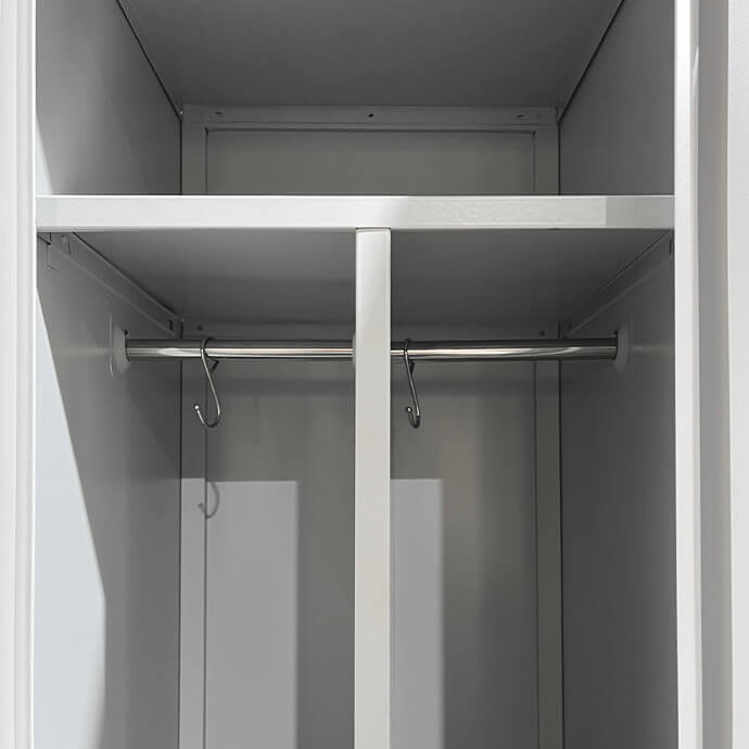 Metallist riidekapp Rehalt Systems, 1940 × 1200 × 500,, 3 uksega, piirdega reguleeritavate jalgadega 5