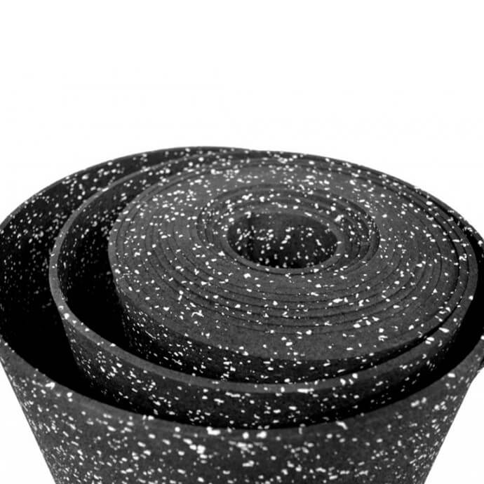 Kummimatt (rullis), 4 × 1200 × 10 000 mm, valgete graanulitega 6